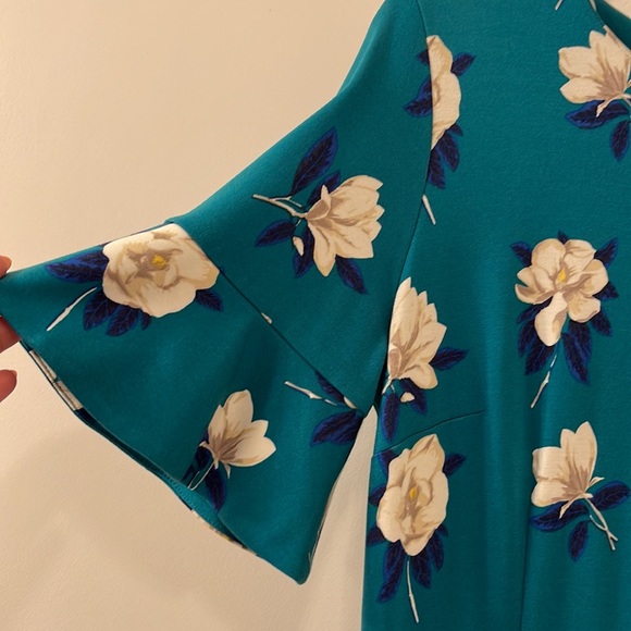 Beautiful print for spring. - Picture 4 of 5